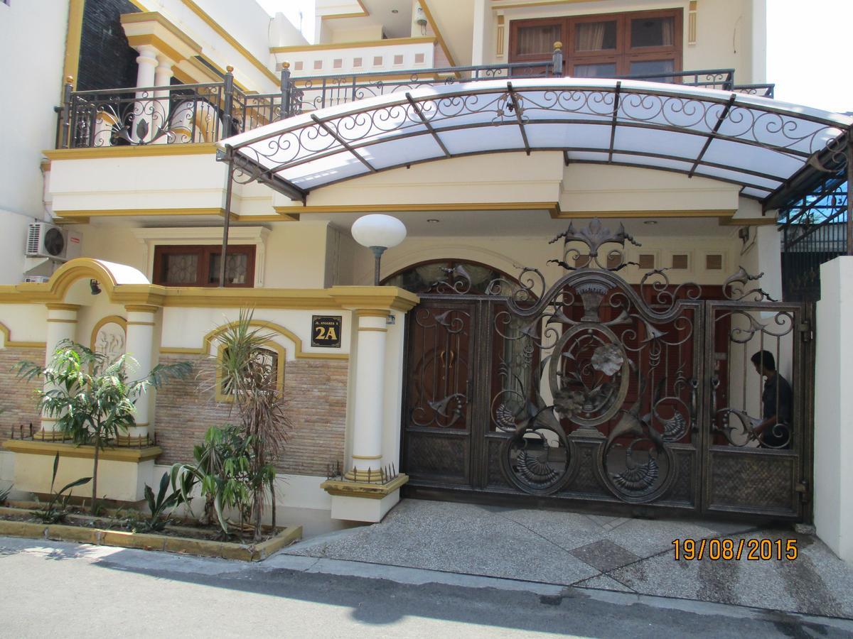 The Backpacker Semarang Hostel Екстериор снимка