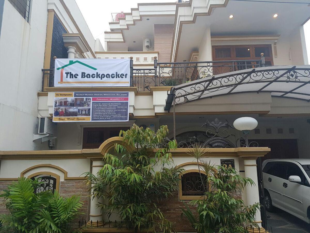 The Backpacker Semarang Hostel Екстериор снимка